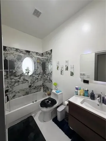 1860 SE 18th Terrace Homestead FL 33035