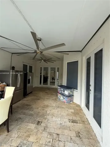 1860 SE 18th Terrace Homestead FL 33035