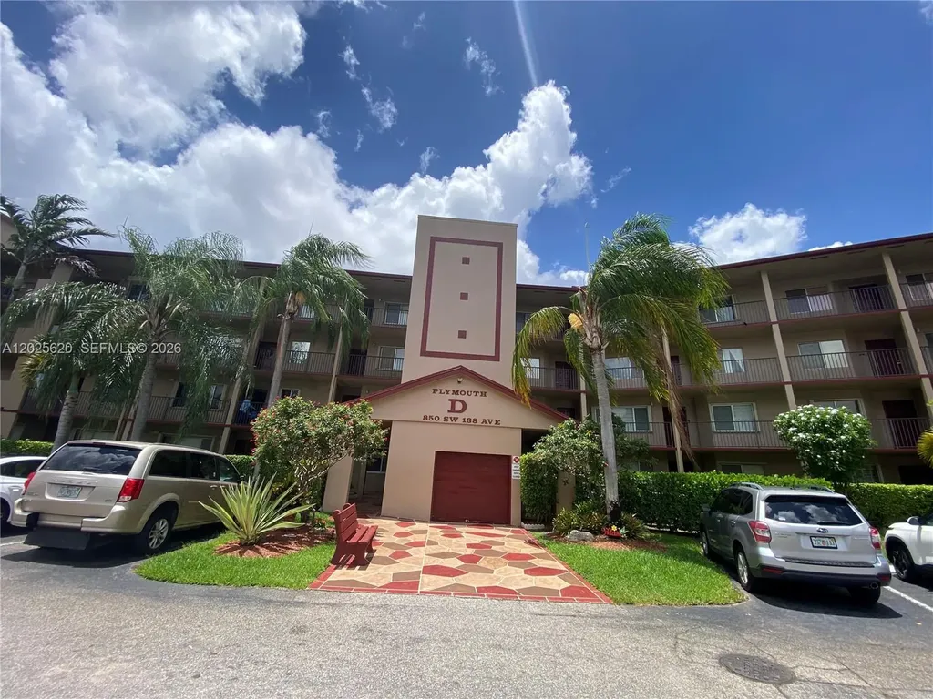 850 SW 138th Avenue Pembroke Pines FL 33027