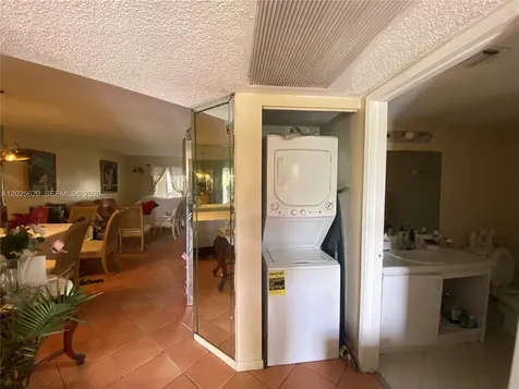 850 SW 138th Avenue Pembroke Pines FL 33027