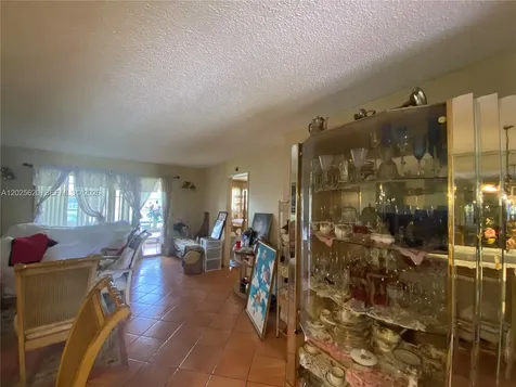 850 SW 138th Avenue Pembroke Pines FL 33027
