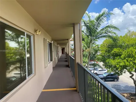 850 SW 138th Avenue Pembroke Pines FL 33027