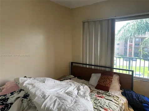 850 SW 138th Avenue Pembroke Pines FL 33027