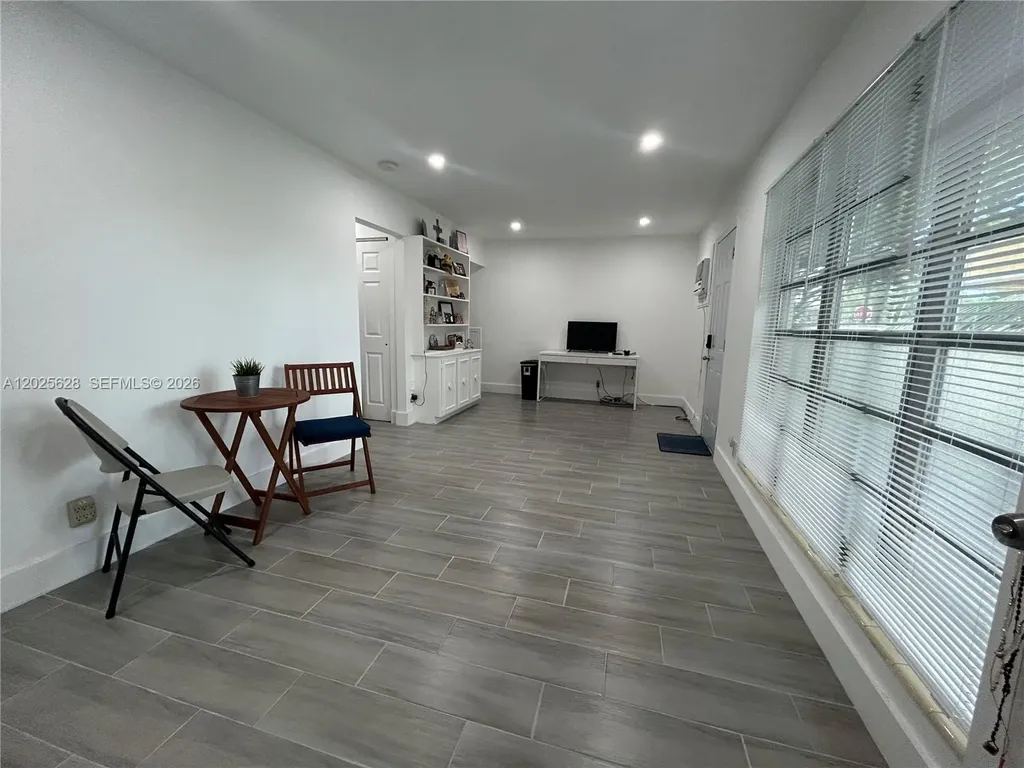 1019 NE 17th Terrace Fort Lauderdale FL 33304