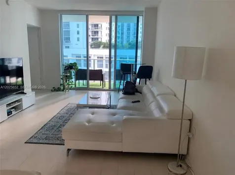 1100 S Miami Miami FL 33130