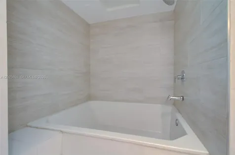 181 Crandon Boulevard Key Biscayne FL 33149