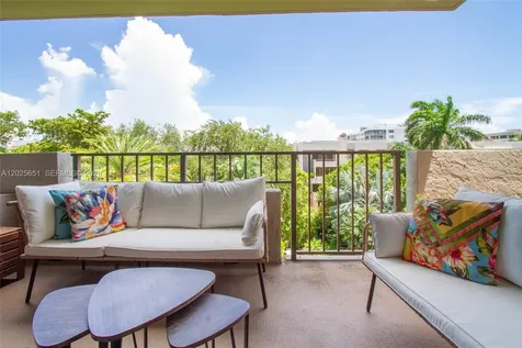 181 Crandon Boulevard Key Biscayne FL 33149