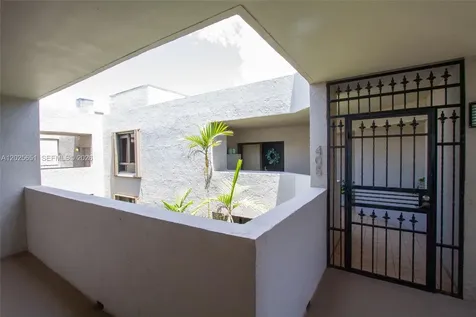 181 Crandon Boulevard Key Biscayne FL 33149