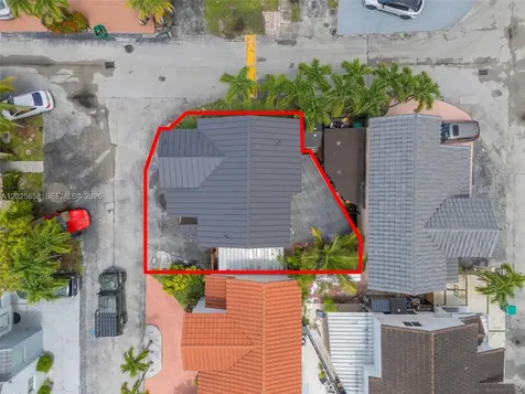 12682 NW 7th Way Miami FL 33182