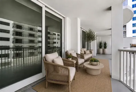 5401 Collins Avenue Miami Beach FL 33140