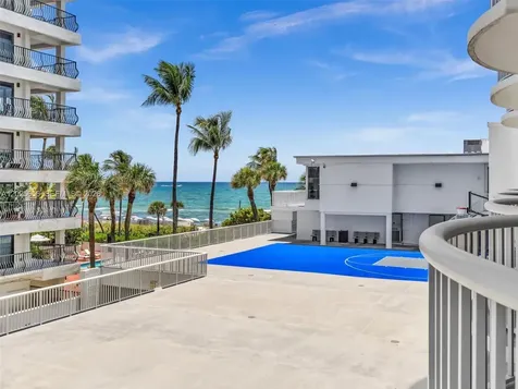 5401 Collins Avenue Miami Beach FL 33140