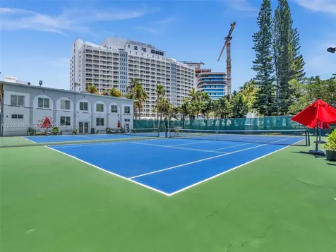 5401 Collins Avenue Miami Beach FL 33140