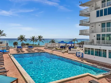 5401 Collins Avenue Miami Beach FL 33140