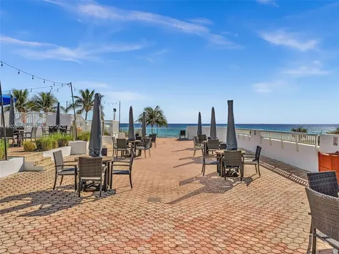 5401 Collins Avenue Miami Beach FL 33140