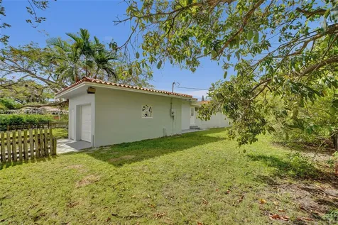 2300 SW 22nd Avenue Miami FL 33145