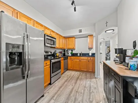 22441 SW 88th Place Cutler Bay FL 33190