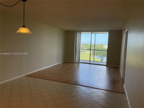 3100 W Rolling Hills Circle Davie FL 33328
