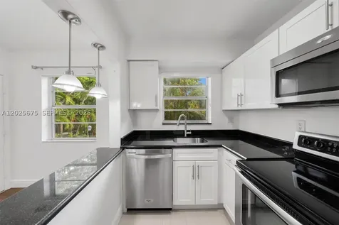 5605 SW 80th Street Miami FL 33143