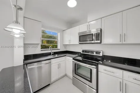 5605 SW 80th Street Miami FL 33143