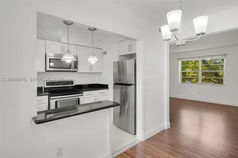 5605 SW 80th Street Miami FL 33143