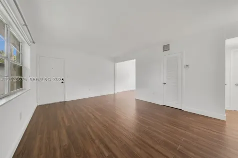 5605 SW 80th Street Miami FL 33143