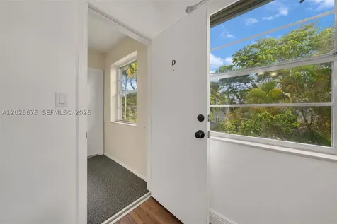 5605 SW 80th Street Miami FL 33143