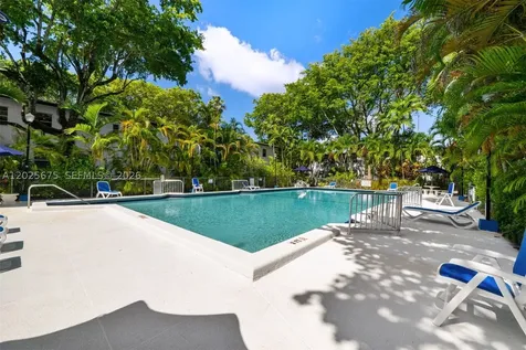 5605 SW 80th Street Miami FL 33143