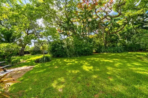 5605 SW 80th Street Miami FL 33143