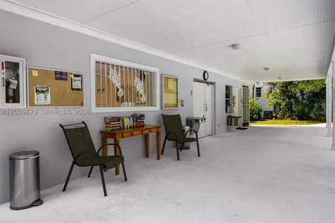 5605 SW 80th Street Miami FL 33143
