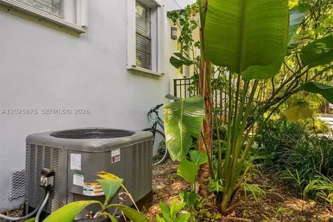 5605 SW 80th Street Miami FL 33143