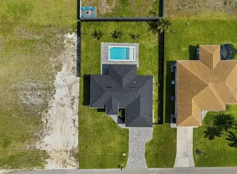 1805 NW 12th Cape Coral FL 33993