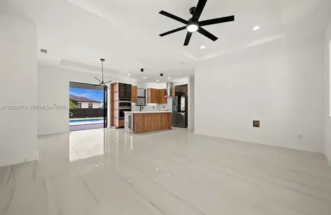1805 NW 12th Cape Coral FL 33993