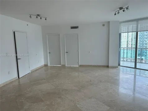 350 S Miami Avenue Miami FL 33130