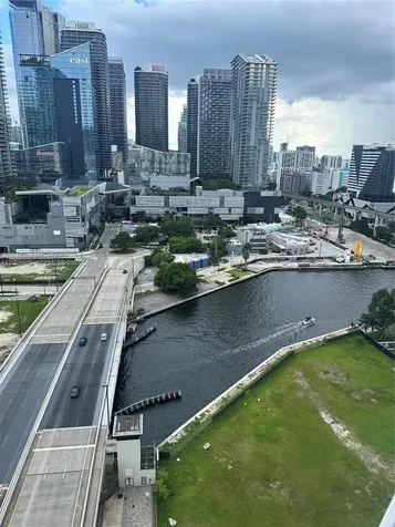 350 S Miami Avenue Miami FL 33130