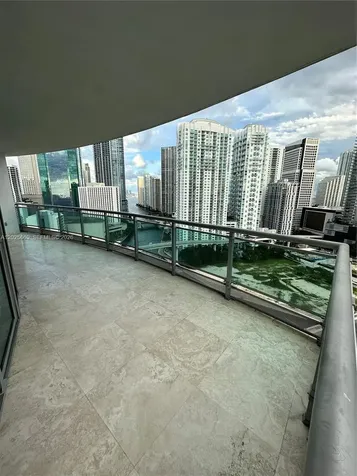 350 S Miami Avenue Miami FL 33130