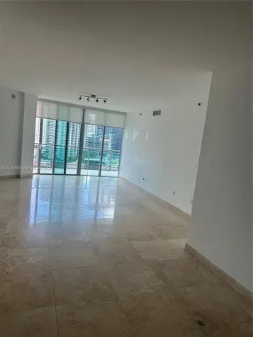 350 S Miami Avenue Miami FL 33130