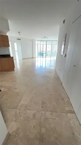 350 S Miami Avenue Miami FL 33130