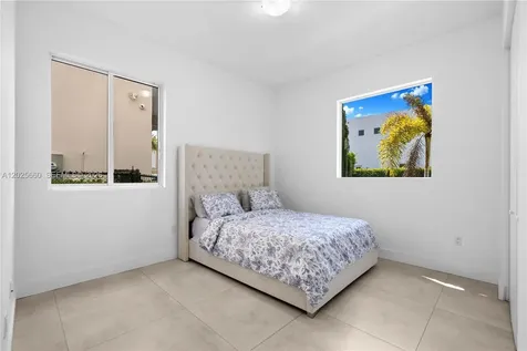 9915 NW 75th Street Doral FL 33178
