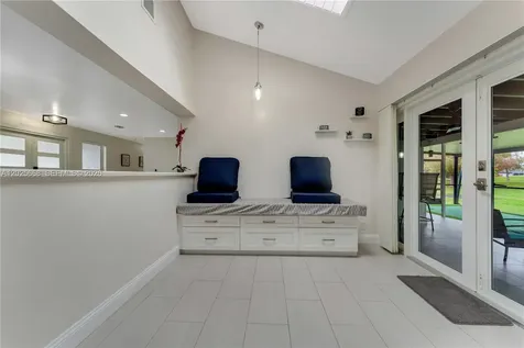 9501 E Palmetto Club Lane E Palmetto Bay FL 33157