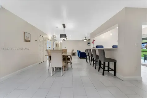 9501 E Palmetto Club Lane E Palmetto Bay FL 33157