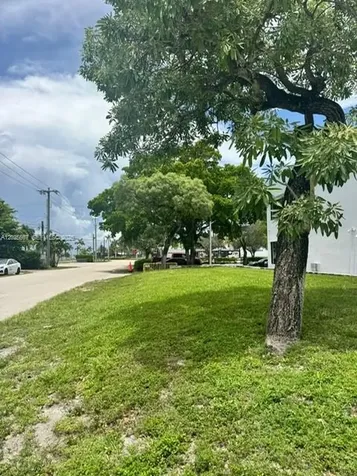 5300 NW 12th Avenue Fort Lauderdale FL 33309