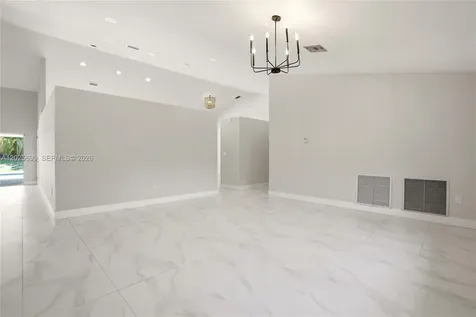 9818 SW 111th Terrace Miami FL 33176