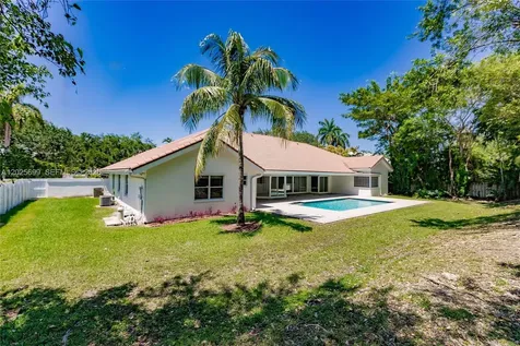 9818 SW 111th Terrace Miami FL 33176