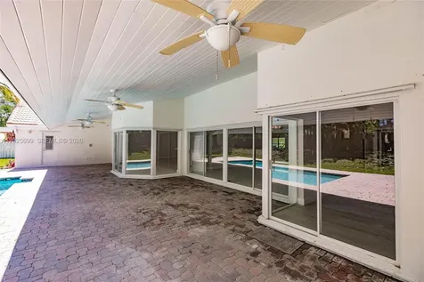 9818 SW 111th Terrace Miami FL 33176
