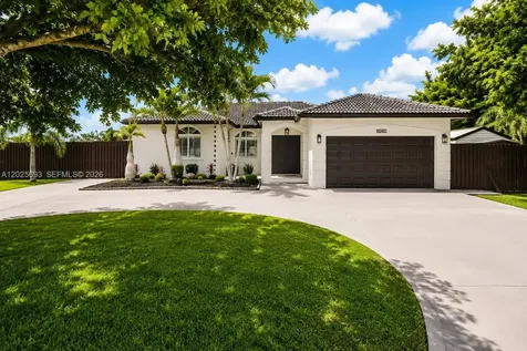 13282 SW 200th Terrace Miami FL 33177