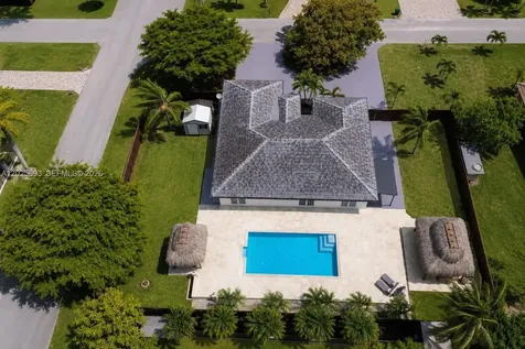 13282 SW 200th Terrace Miami FL 33177