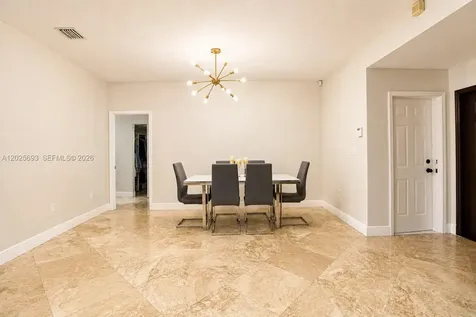 13282 SW 200th Terrace Miami FL 33177