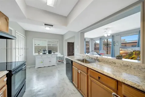 5380 SW 11th Street Margate FL 33068