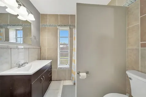 5380 SW 11th Street Margate FL 33068