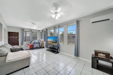 5380 SW 11th Street Margate FL 33068
